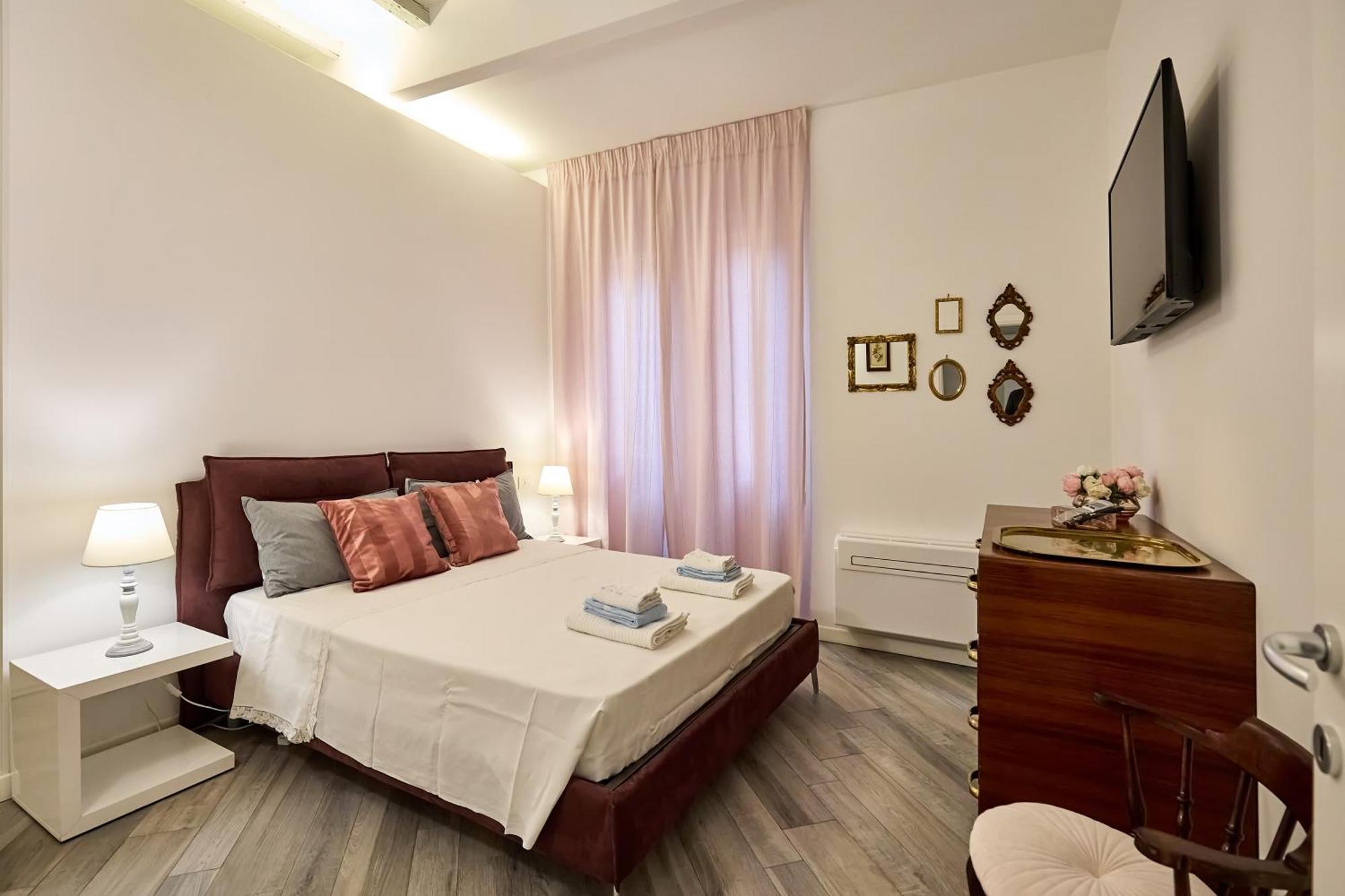 La Torre Lunga -Smart Working- 150 M Dalle-From Due Torri-Two Towers Болоня Екстериор снимка